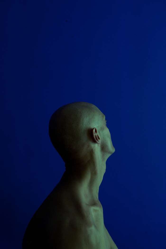 Louise-Dumont-Photographe-3-serie-blue-IKB-Galerie-Art-contemporain-ARTree