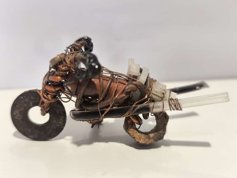 Damián-Valdés-Dilla-sculpture-art-brut-2025-Cuba-ARTree-Ybackgalerie